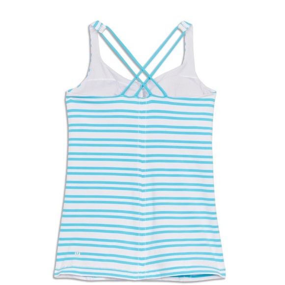 lululemon athletica Free to be. Tank .sz8 like new. Worn once. - Picture 2 of 3